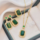 Conjunto Joias Emerald Strass - Brincos + Colar + Anel