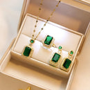 Conjunto Joias Emerald Strass - Brincos + Colar + Anel